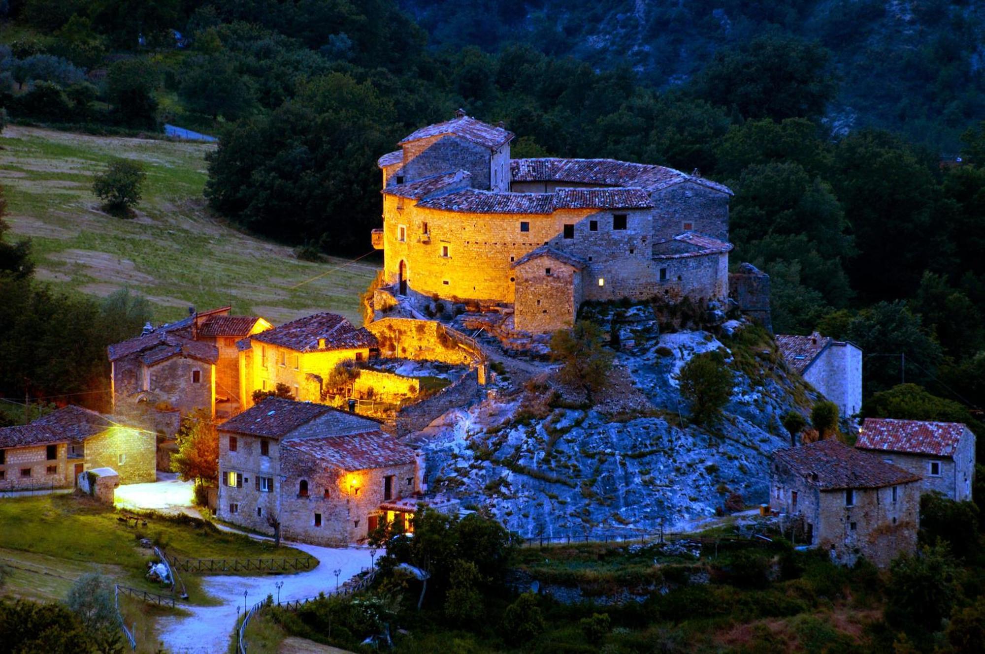 Castel Di Luco Hotell Acquasanta Terme Eksteriør bilde