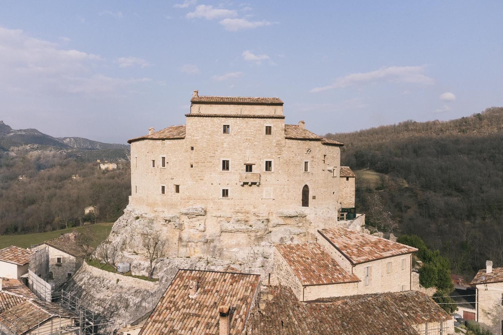 Castel Di Luco Hotell Acquasanta Terme Eksteriør bilde